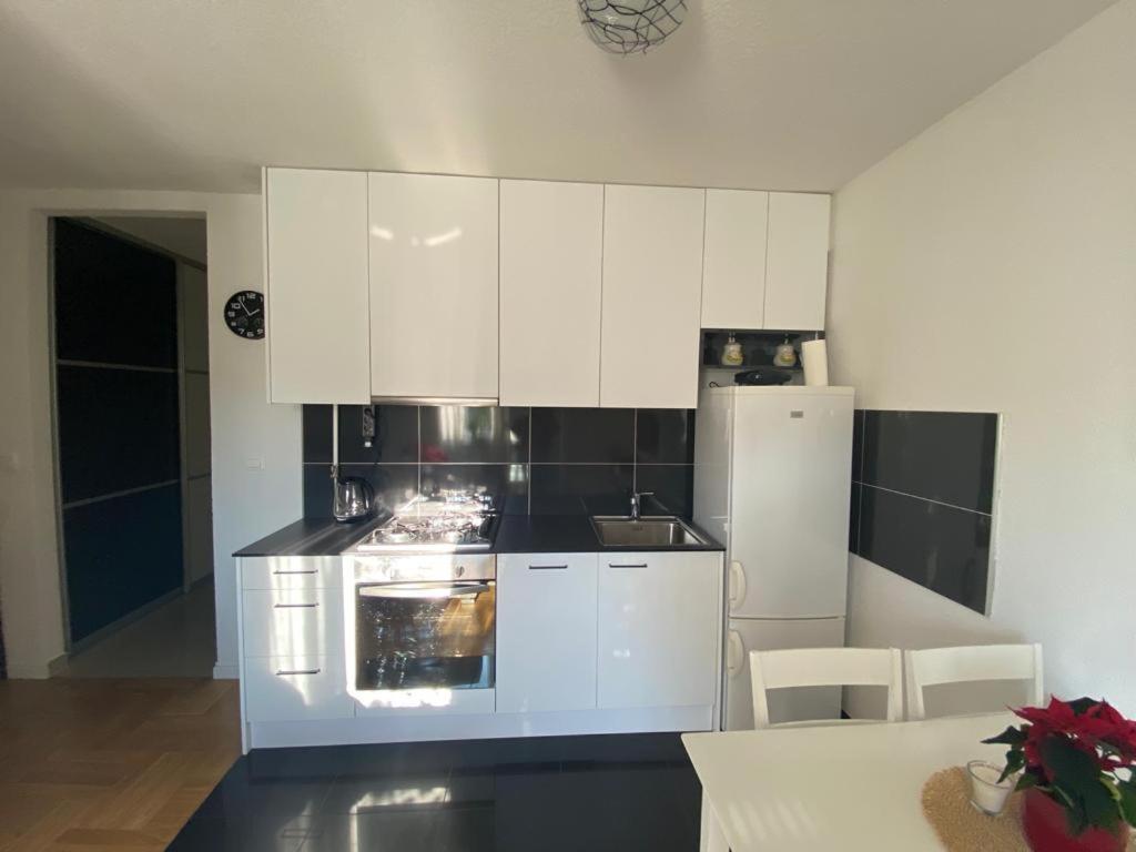 Studio Apartman Ana Zagreb Dış mekan fotoğraf